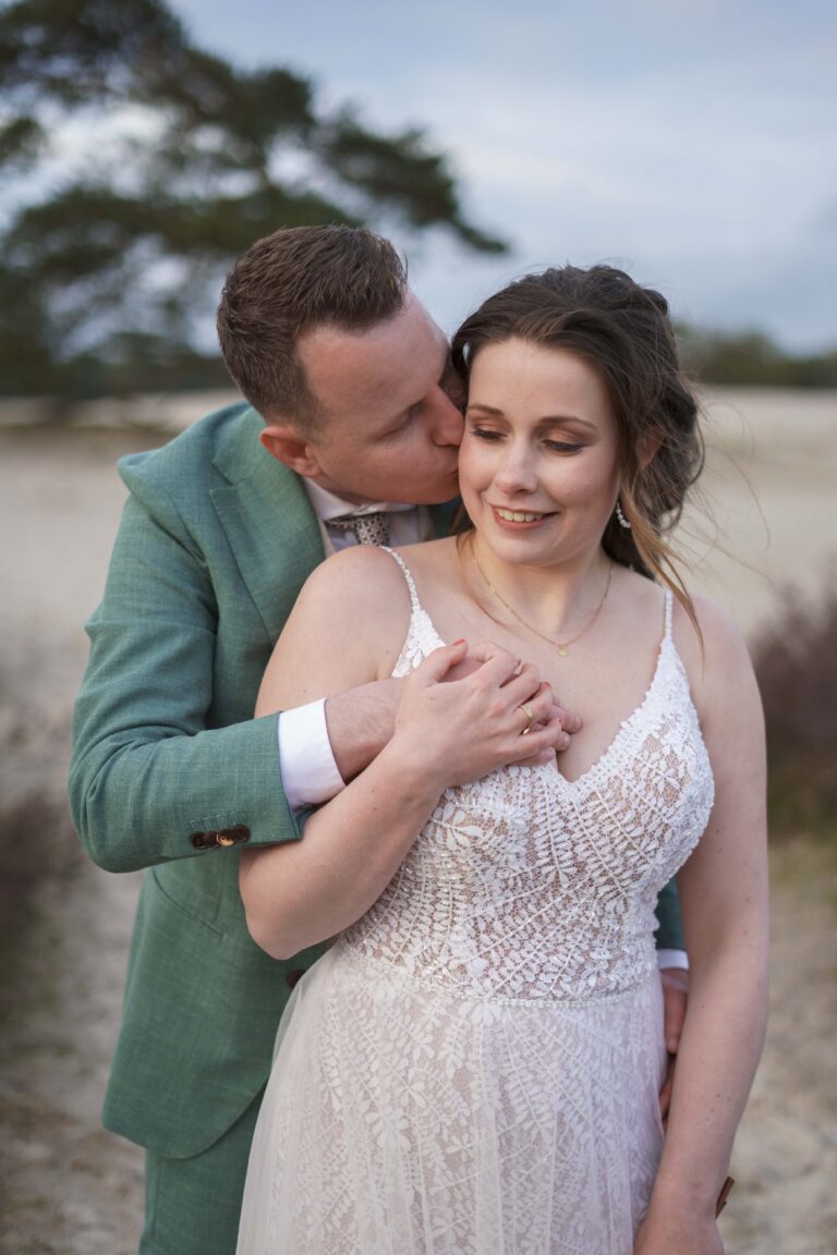 EEE017C9-8EDF-42C6-84EC-9351481493D9